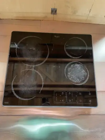 Varná deska Whirlpool akm 950