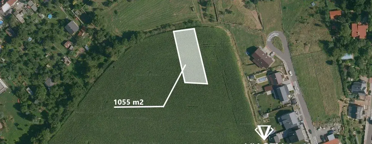 Stavební - bydlení 1 055 m²