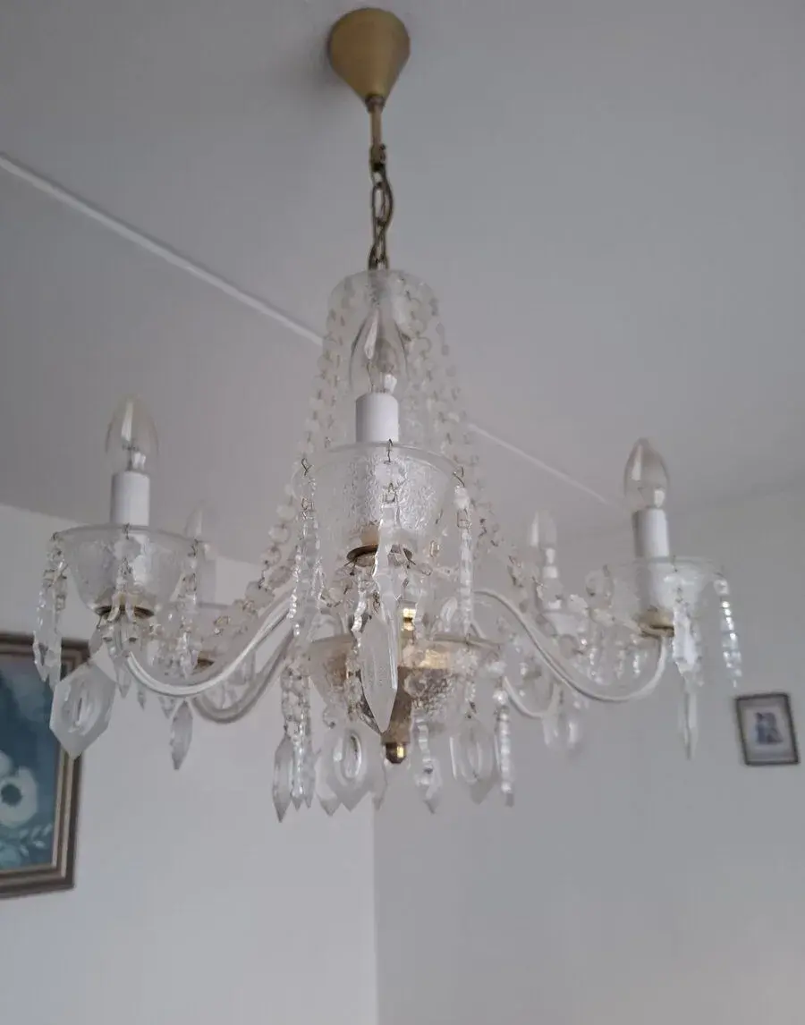 Křišťálový lustr