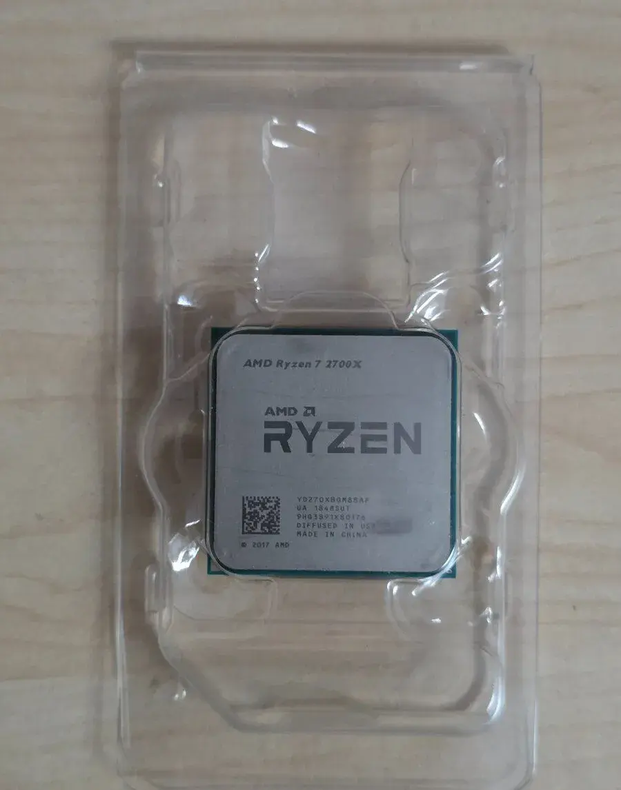AMD Ryzen 2700X