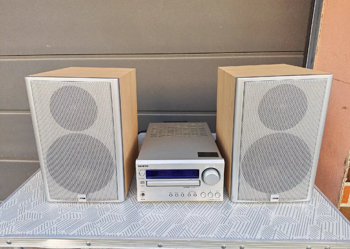 Canon+Onkyo