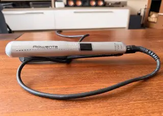Rowenta Ultimate Styler Titanium Ionic – žehlička na vlasy