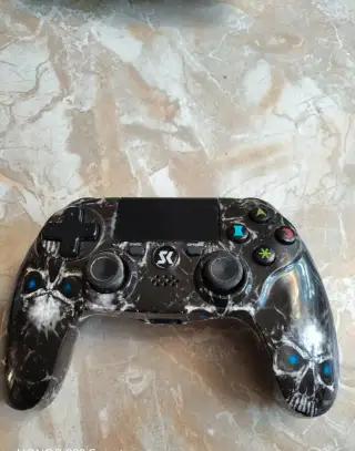 Ovladač PS4