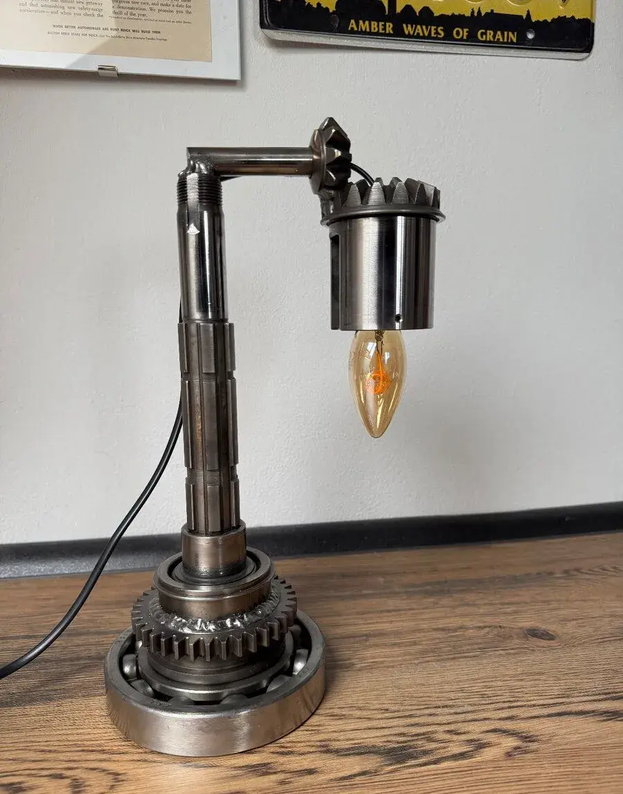 Dekorativní lampička/ industriální lampa