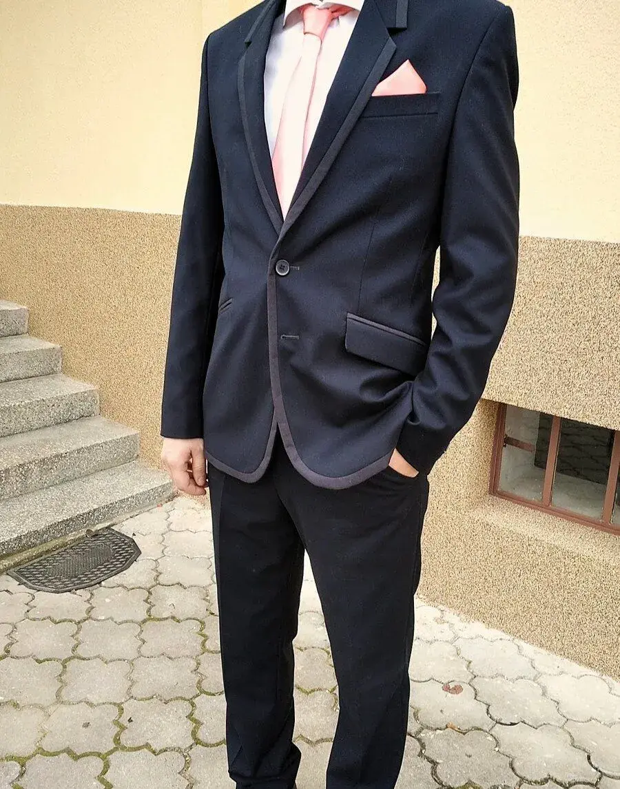 Krásný,téměř nový- neváhejte