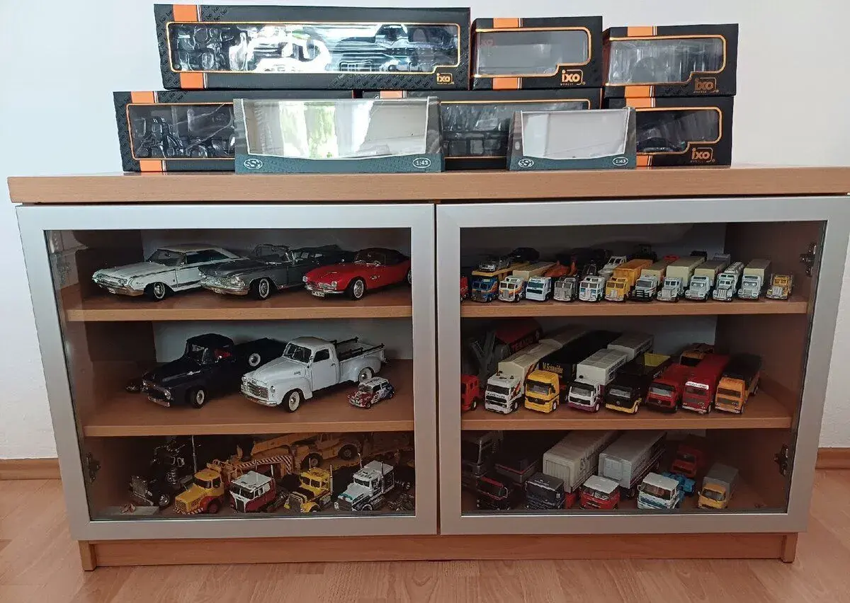 Modely SSM IXO MATCHBOX SIKU
