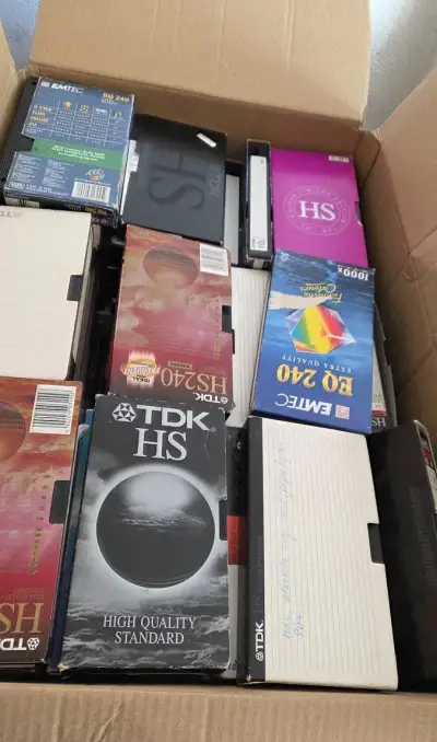 TDK, BASF, atd., originál VHS 60ks.