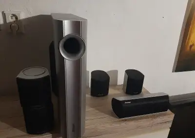 5× repro značky Pioneer