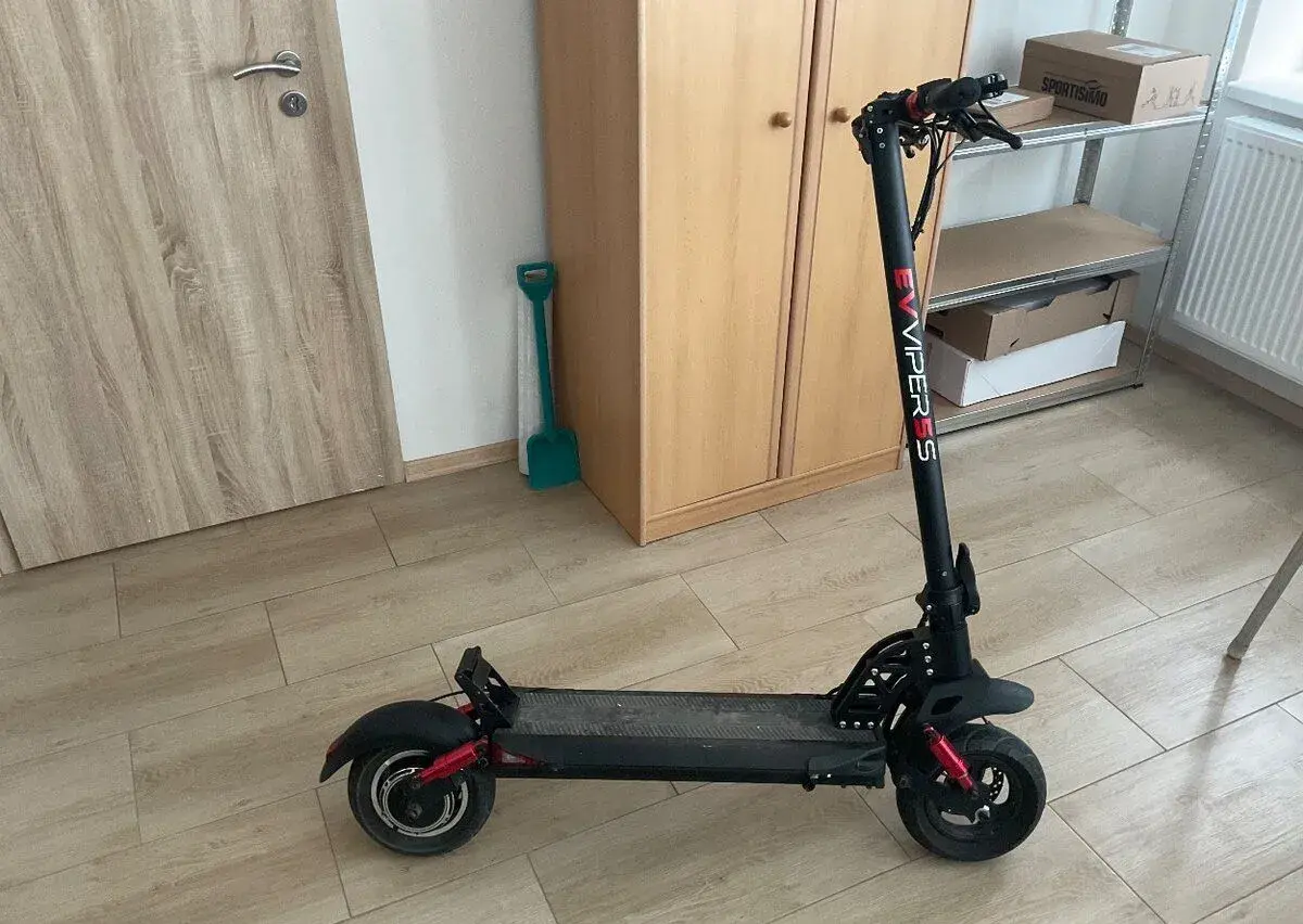 Elektrokolobežka VIPER 5S