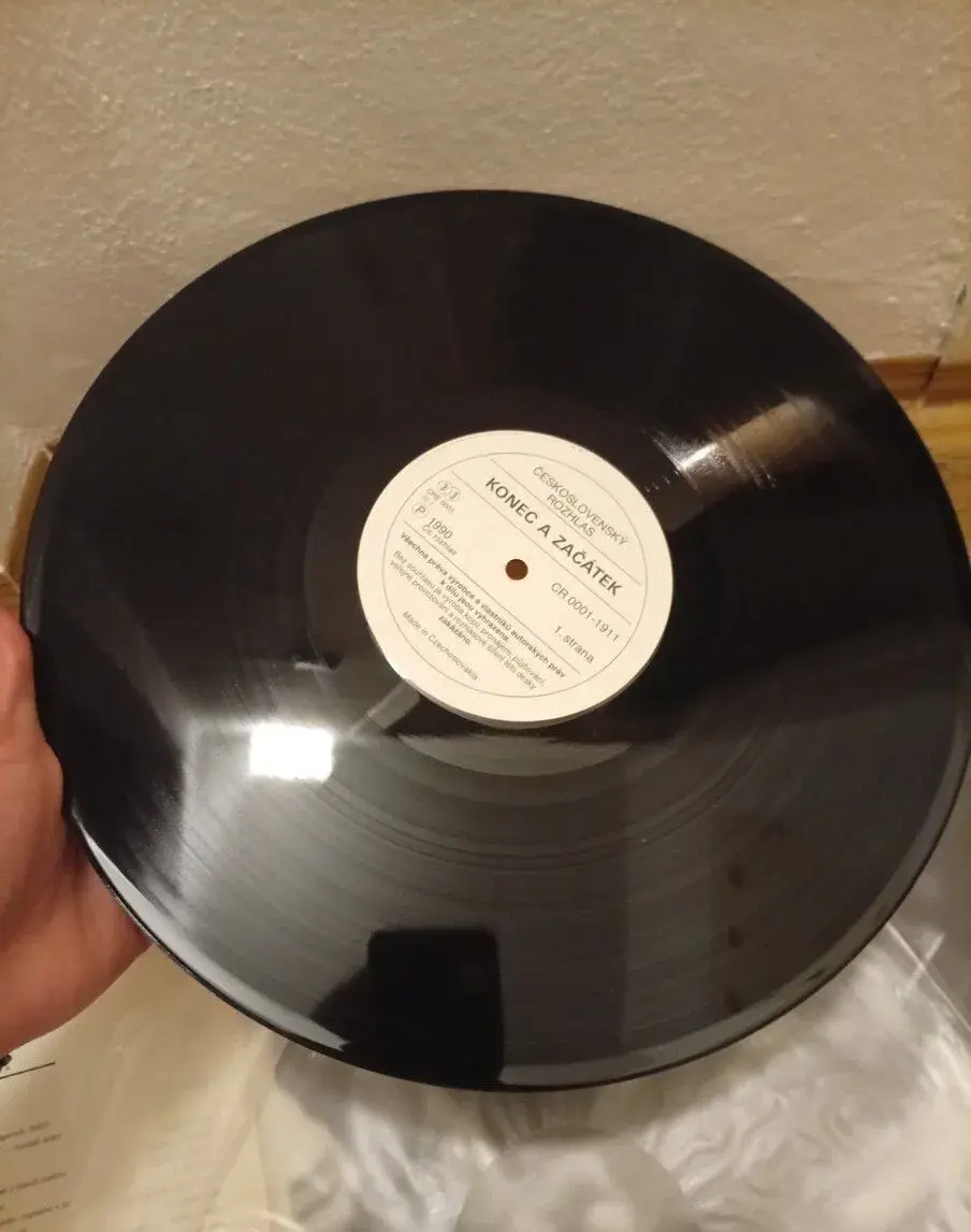Konec a začátek - 17. listopad a zrod něžné revoluce