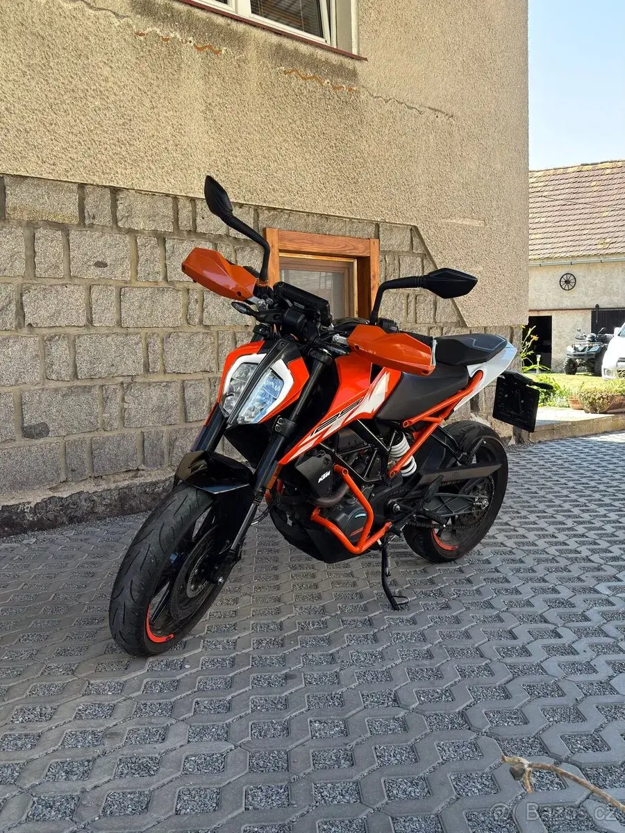 KTM duke 125 2020