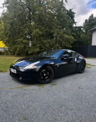 Nissan 370Z – 2019, 14 000 km