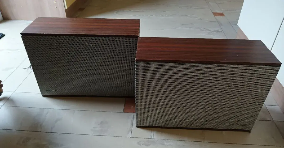 Reproduktory Zn.Telefunken L 250