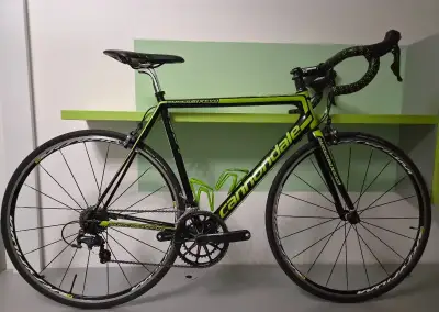 Silniční kolo Cannondale SuperSix Evo Hi-Mod Ultegra