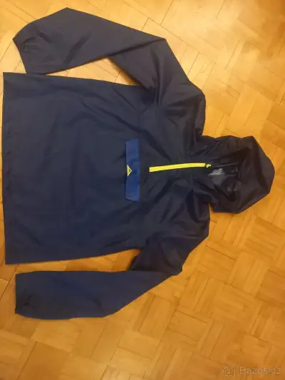 Chlapecká bunda / větrovka Quechua 10-12 let 140/146/156