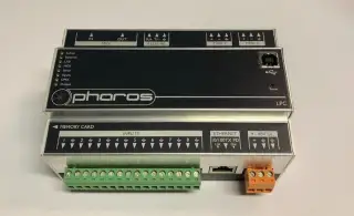 Pharos LPC 4 Lighting Playback Controller, 4 univerza