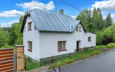 Prodej domu 122 m2 s pozemkem 2849 m2 - Loužnice