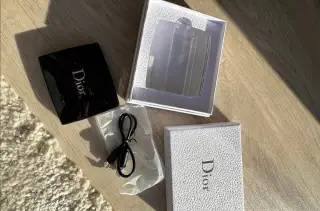 powerbanka Dior