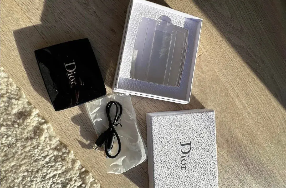 powerbanka Dior