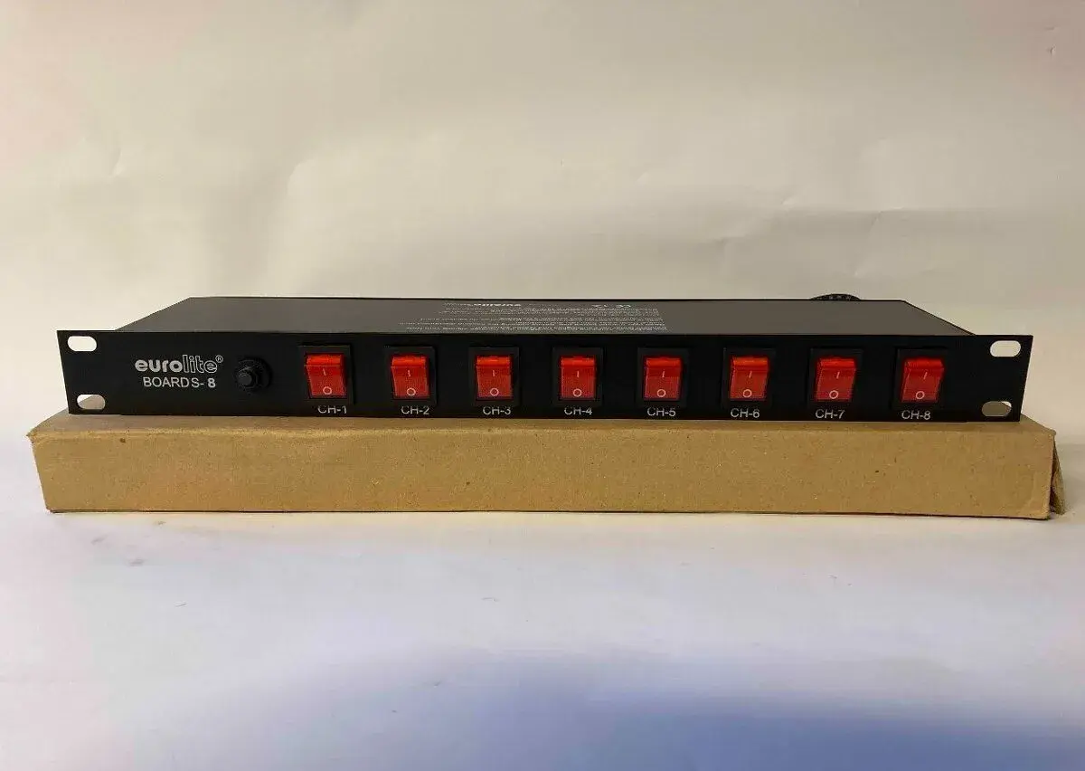 Eurolite Board 8 S