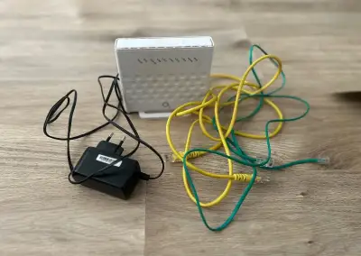 VDSL modem / Wi-Fi router ZTE ZXHN H168N (od O2)