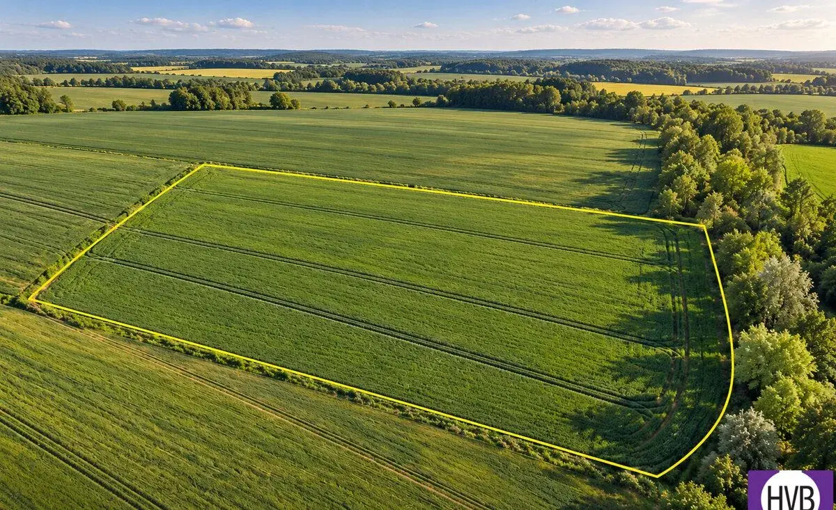 Prodej pozemku 21 407 m2, Vodochody, Praha - východ