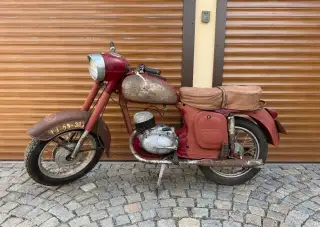 Jawa ČZ 150
