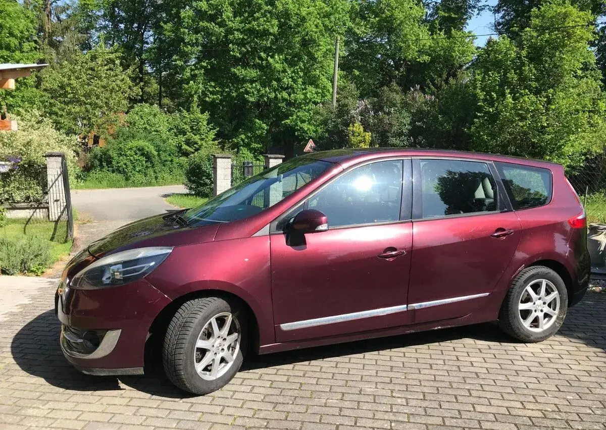 Renault Scénic – 2013, 239 000 km