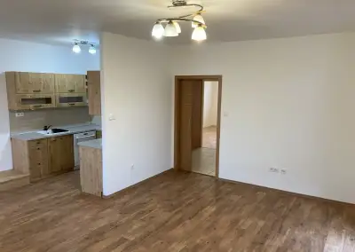 Pronájem 3+kk, 78m2, lodžie, garáž, Pardubice-Pardubičky