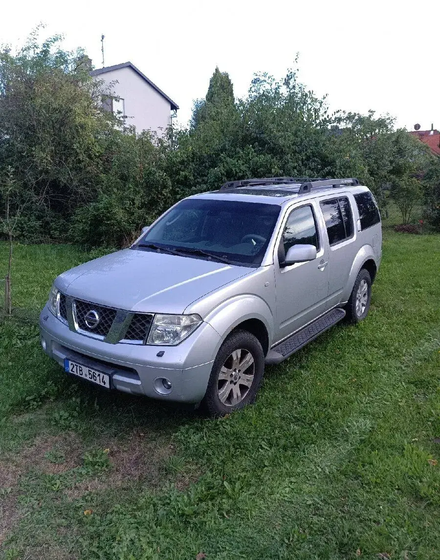 Nissan Pathfinder – 2006, 237 000 km