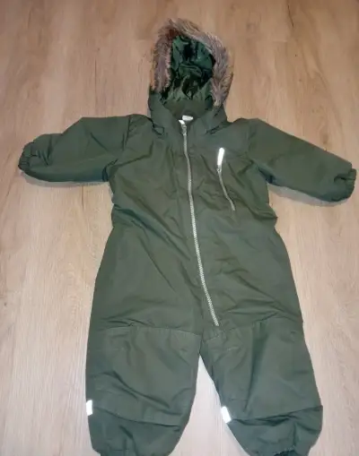 Zimní kombinéza h&m