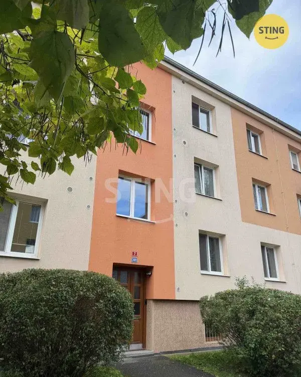 Pronájem bytu 2+1 s balkonem, 136995