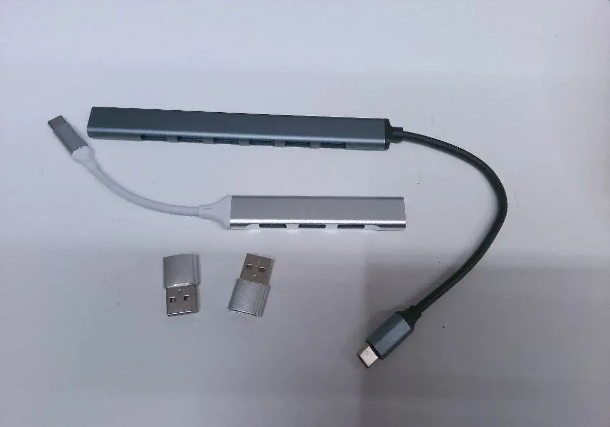2x USB-C Hub - 4xUSB A 7xUSB A + redukce - Nové