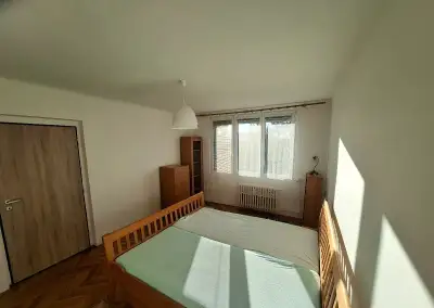 Byt 2+1 s balkonem v Rožnově