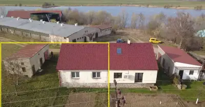 Prodej rodinného domu 2+1 s garáží a hospodářskými stavbami