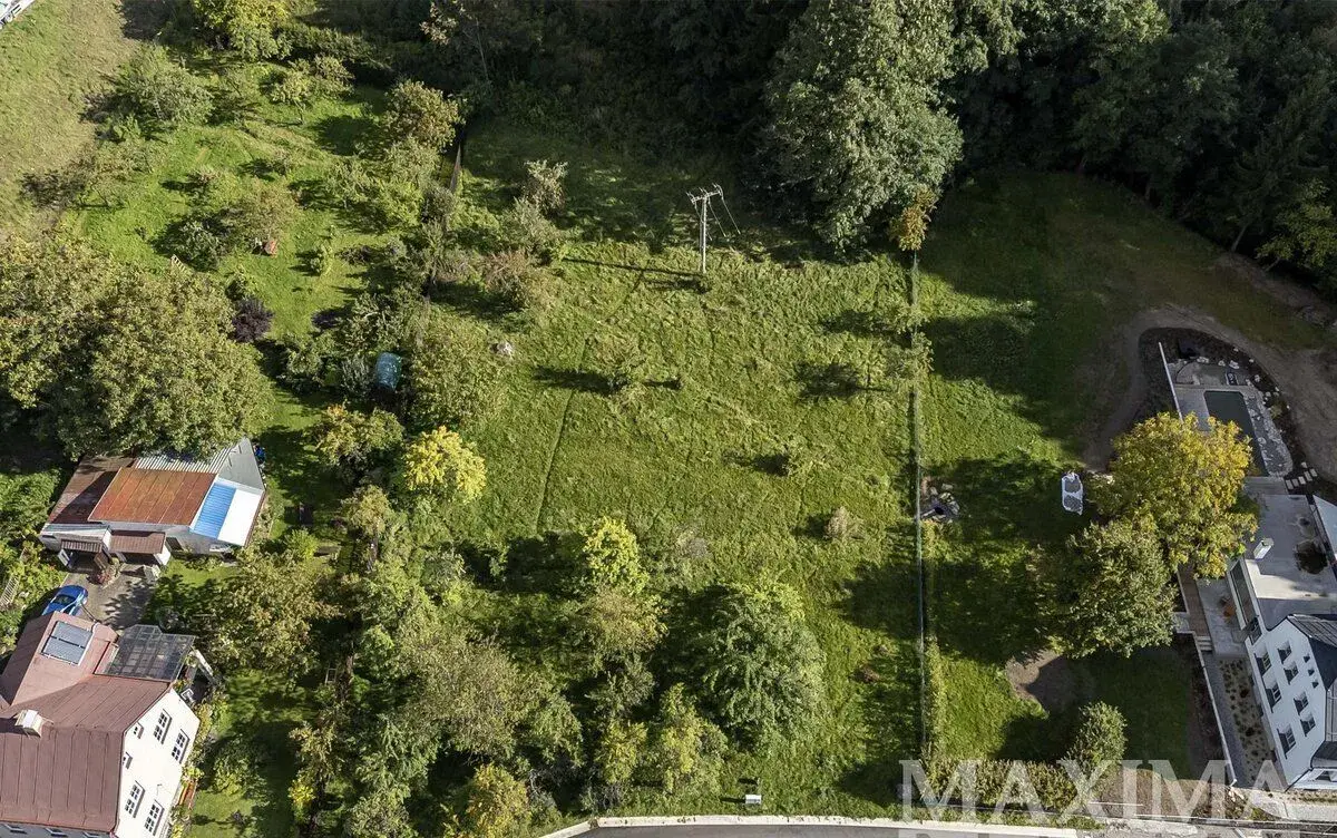 Pozemek o ploše 2458 m2 - Jablonec nad Nisou, Kokonín