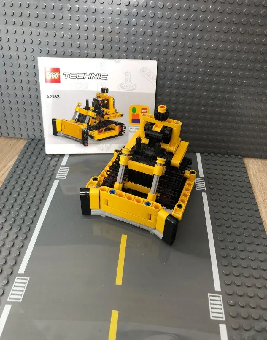 Lego Technic 42163