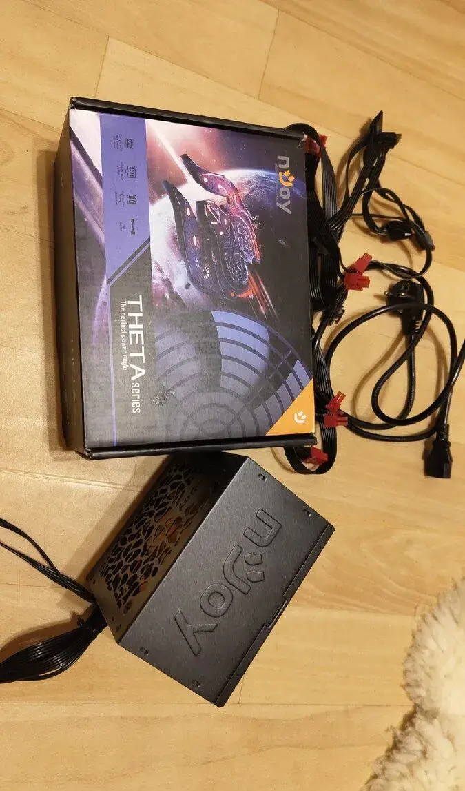 PC zdroj 650W