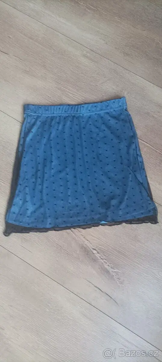 Dámská / dívčí sukně vel S