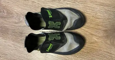 Dětské lezečky Simond