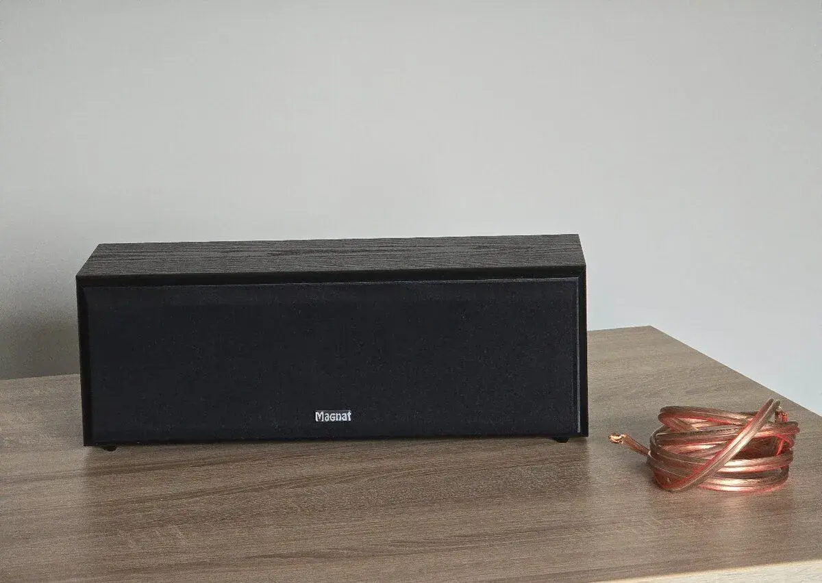 Magnat Supreme Center 252