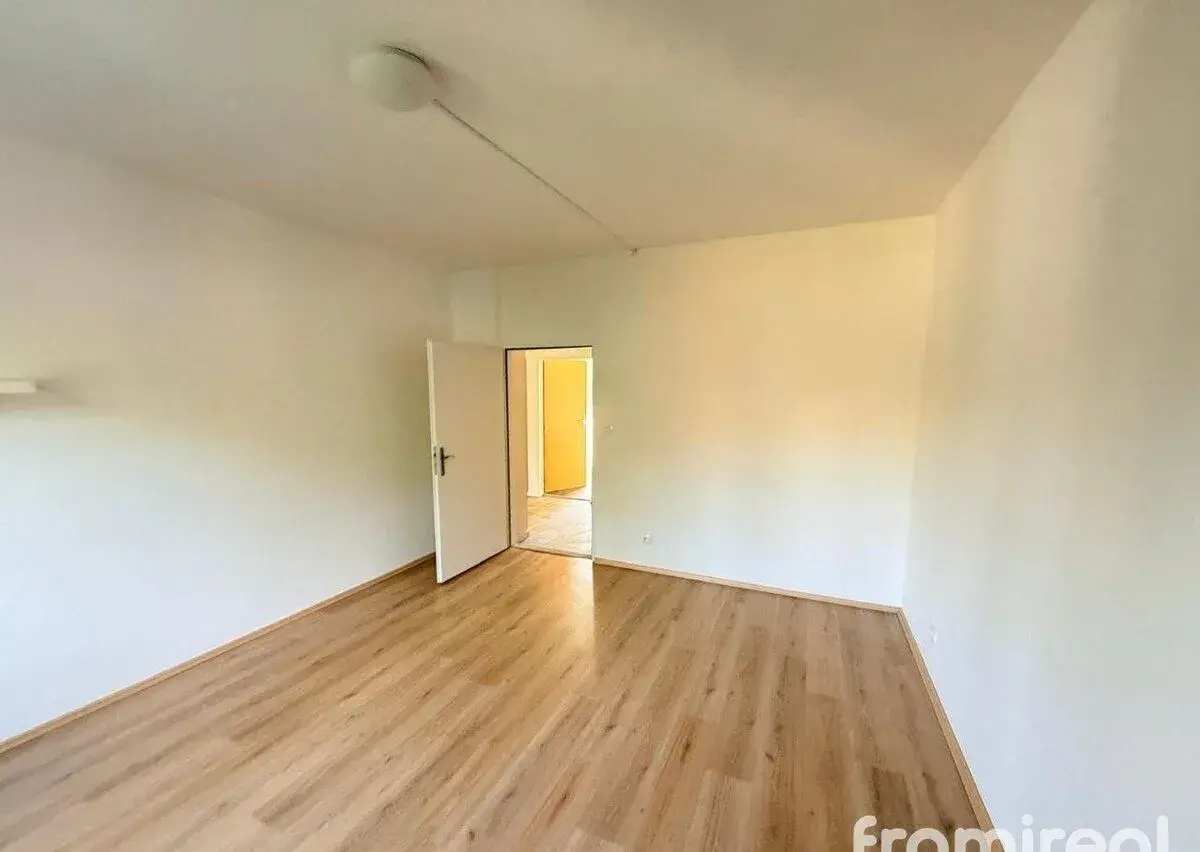 Pronájem bytu 4+1 124 m², Šlapanice, ev.č. 02273