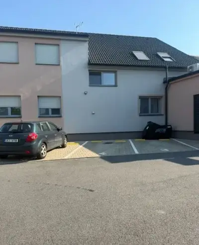 Pronájem parkovací stání