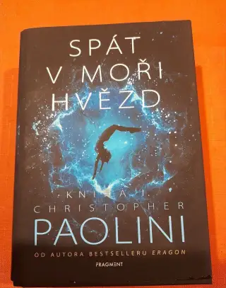 Christopher Paolini - Spát v moři hvězd kniha I.