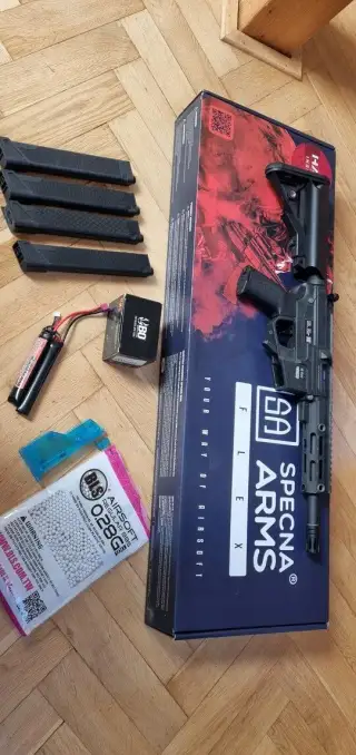 Specna Arms FLEX Carabine replica FX01 + zásobníky NOVÁ