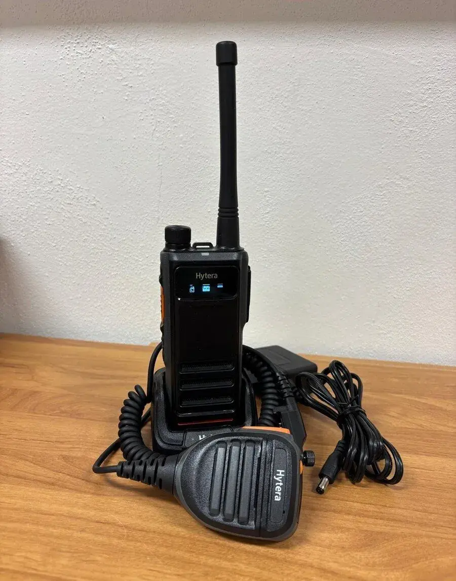 Hytera HP605 VHF DMR