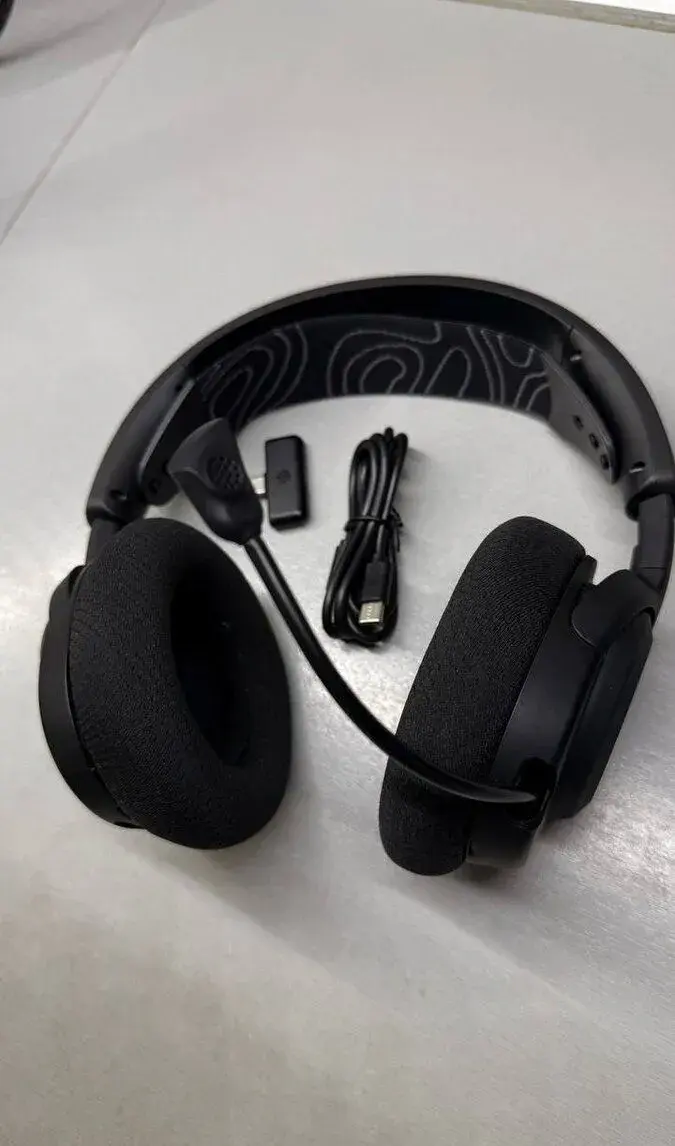 SteelSeries Arctis Nova5