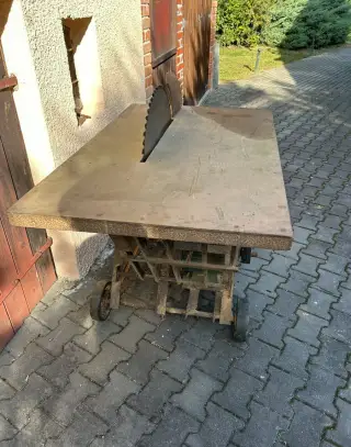 Stolní kolébková pila/cirkulárka