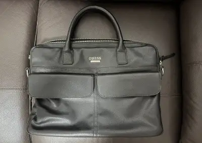 Taška GUESS