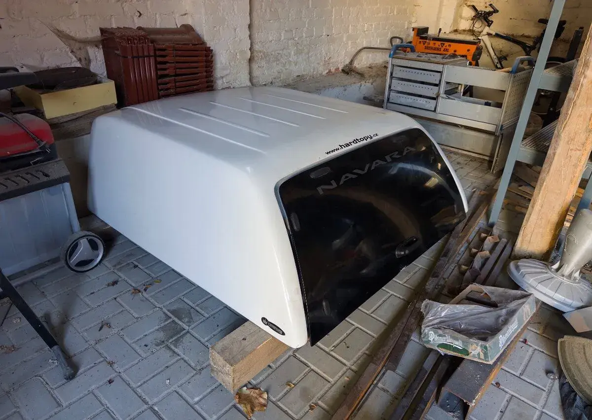 Nissan NP300